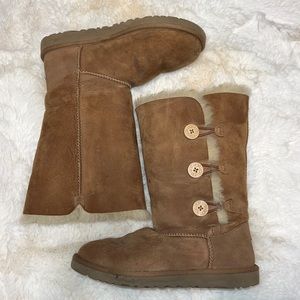 UGG Bailey Button Triple
